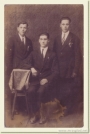 Nazwa pliku=1926.jpg
Wielkość pliku=64KiB
Rozmiar=257x385
Data dodania=17 V 2008 1926.jpg