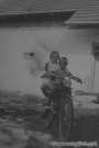Nazwa pliku=lh_zbigniew_i_lidia_lachiewicz_1953.jpg
Wielkość pliku=149KiB
Rozmiar=466x700
Data dodania=14 I 2010 lh_zbigniew_i_lidia_lachiewicz_1953.jpg
